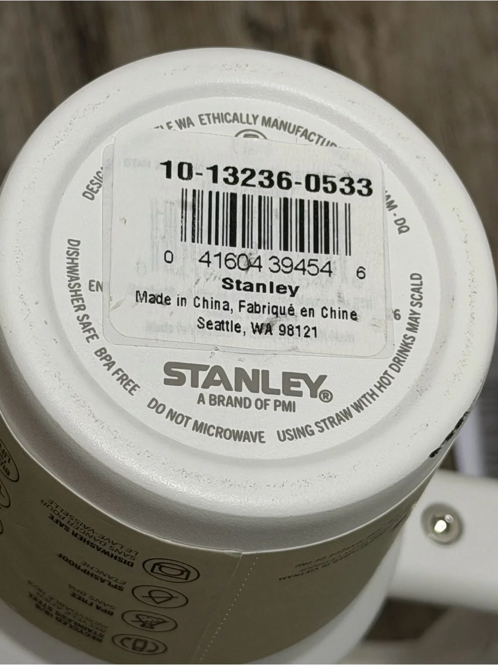 Stanley 30 oz Quencher H2.0 Flowstate Tumbler Frost White NEW No Straw See Flaw - Picture 8 of 10
